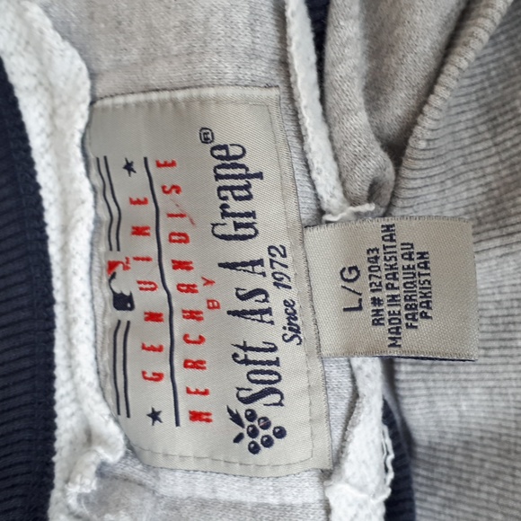 Minnesota Twins sweatshirt - Picture 7 of 7